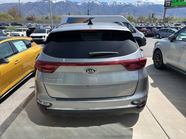 Certified 2022 Kia Sportage EX image 5