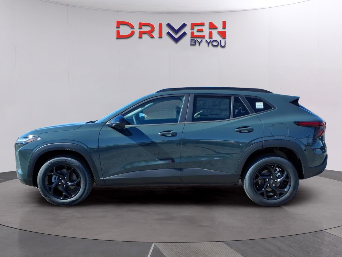 New 2026 Chevrolet Trax LT image 2