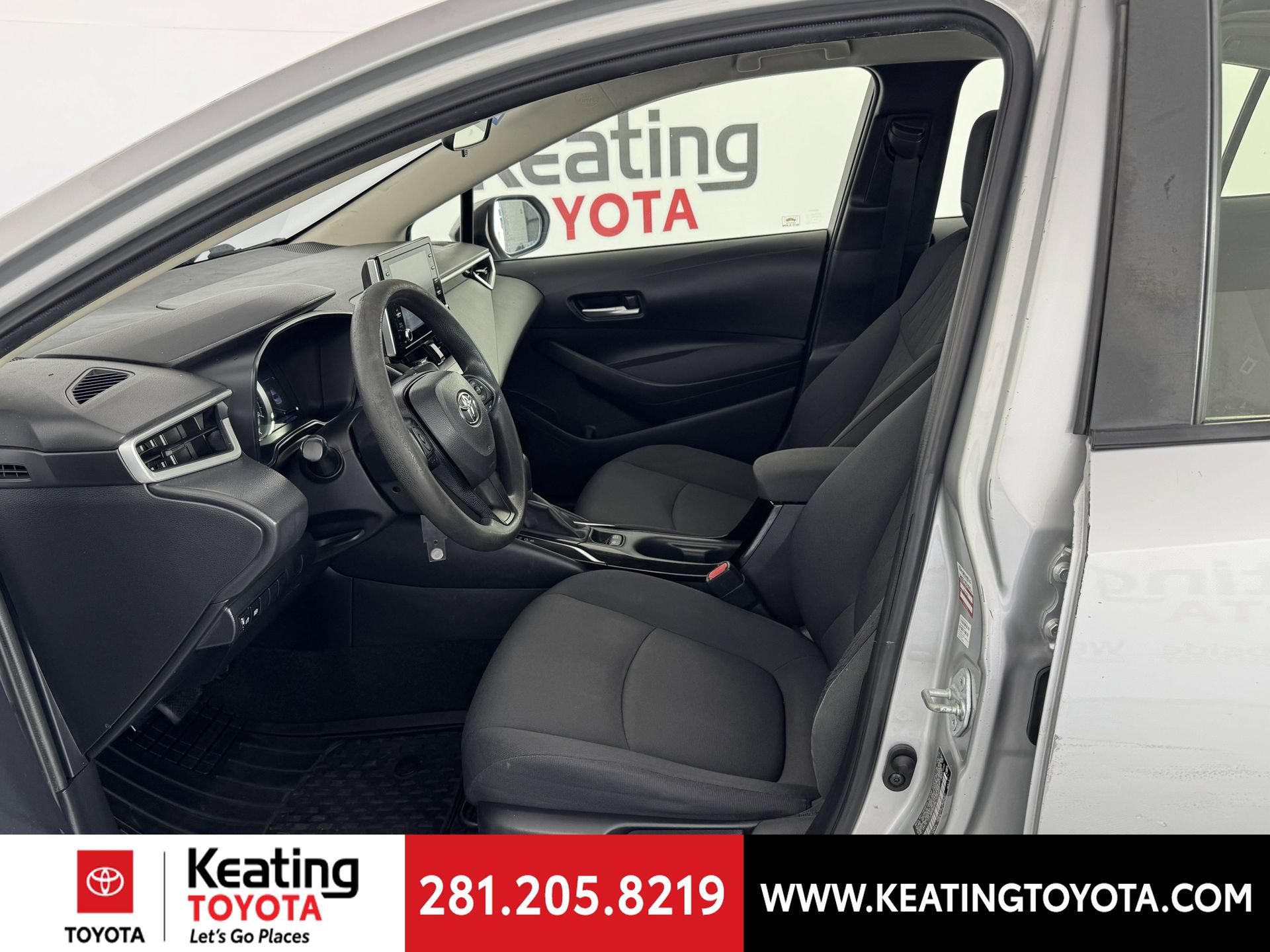 Used 2020 Toyota Corolla LE FWD image 14