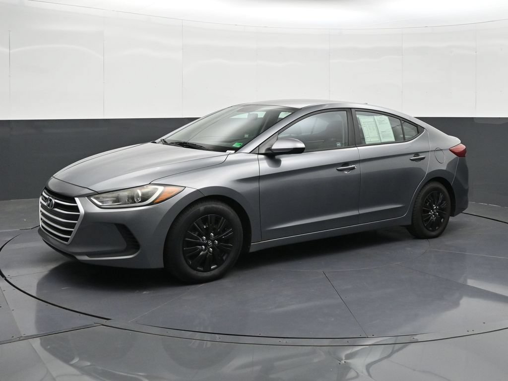 Used 2017 Hyundai Elantra SE FWD image 1