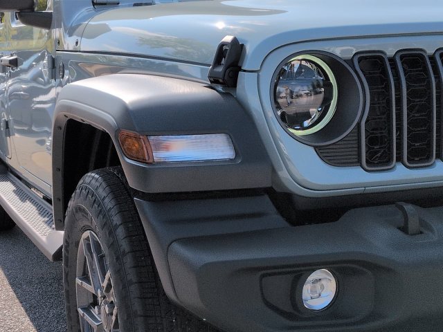 New 2026 Jeep Wrangler Unlimited Sport AWD/4WD image 9