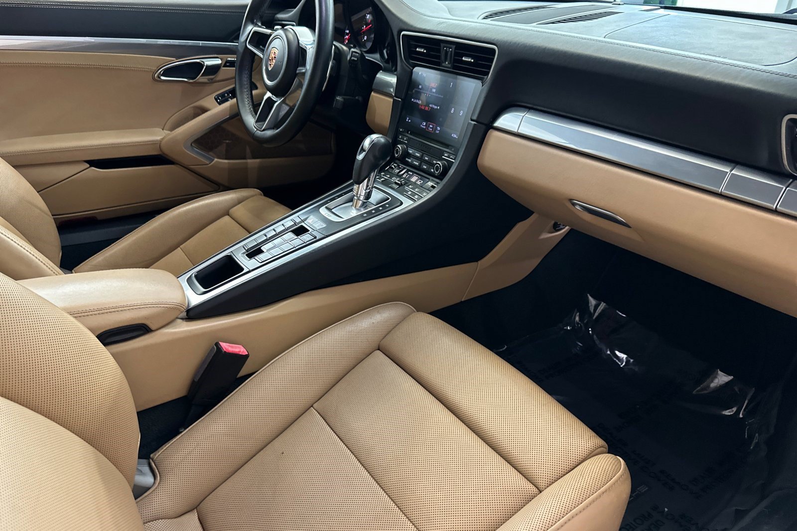 Used 2017 Porsche 911 Carrera RWD image 34
