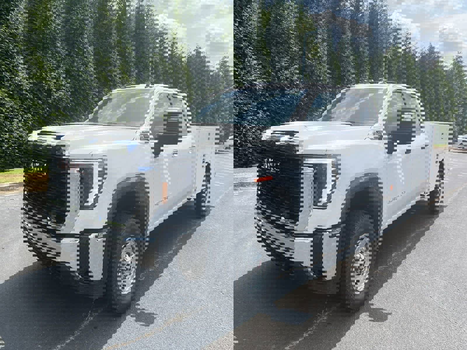 New 2024 GMC Sierra 2500 Pro w/ Convenience Package image 4