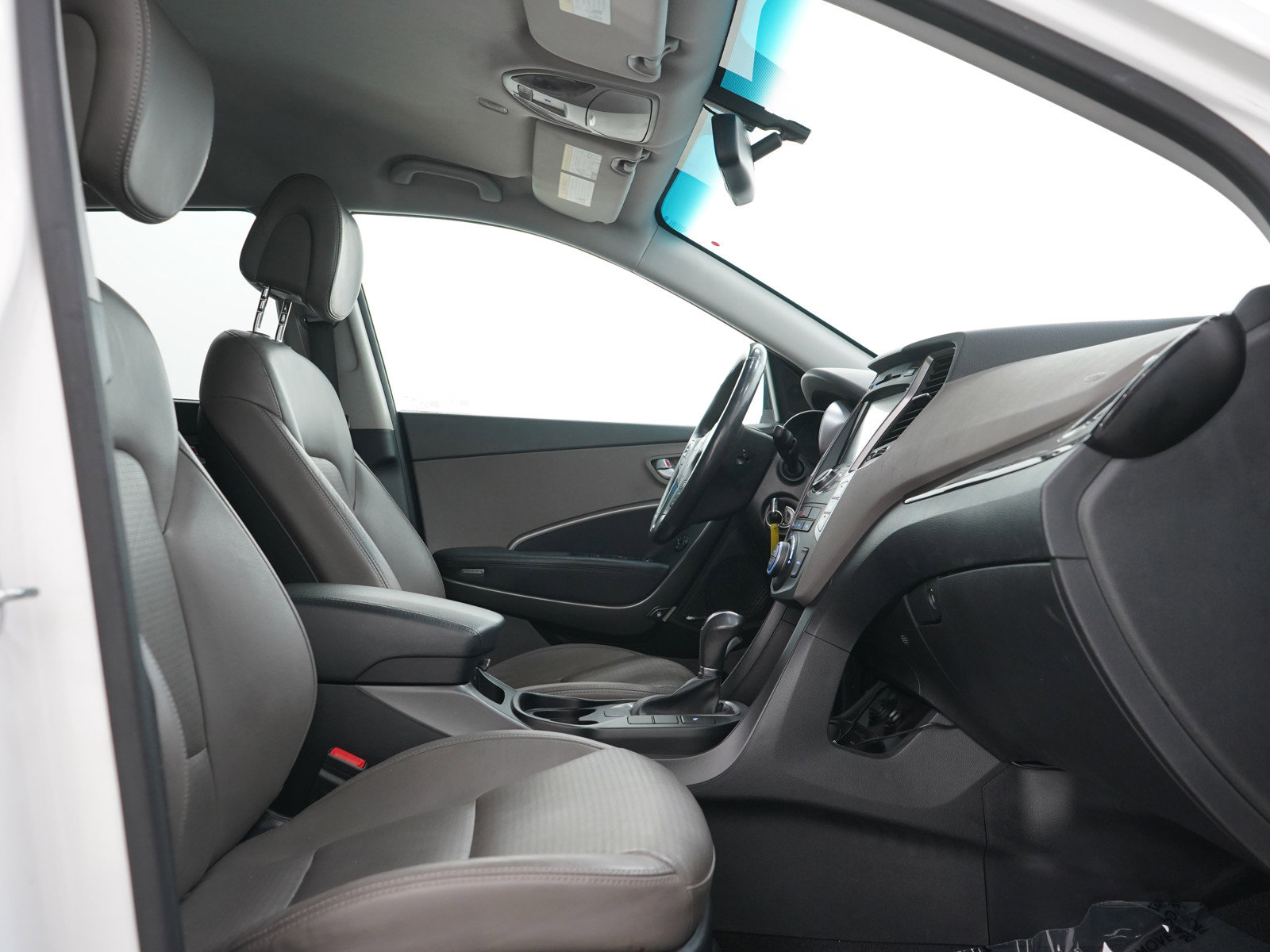 Used 2013 Hyundai Santa Fe GLS FWD image 11