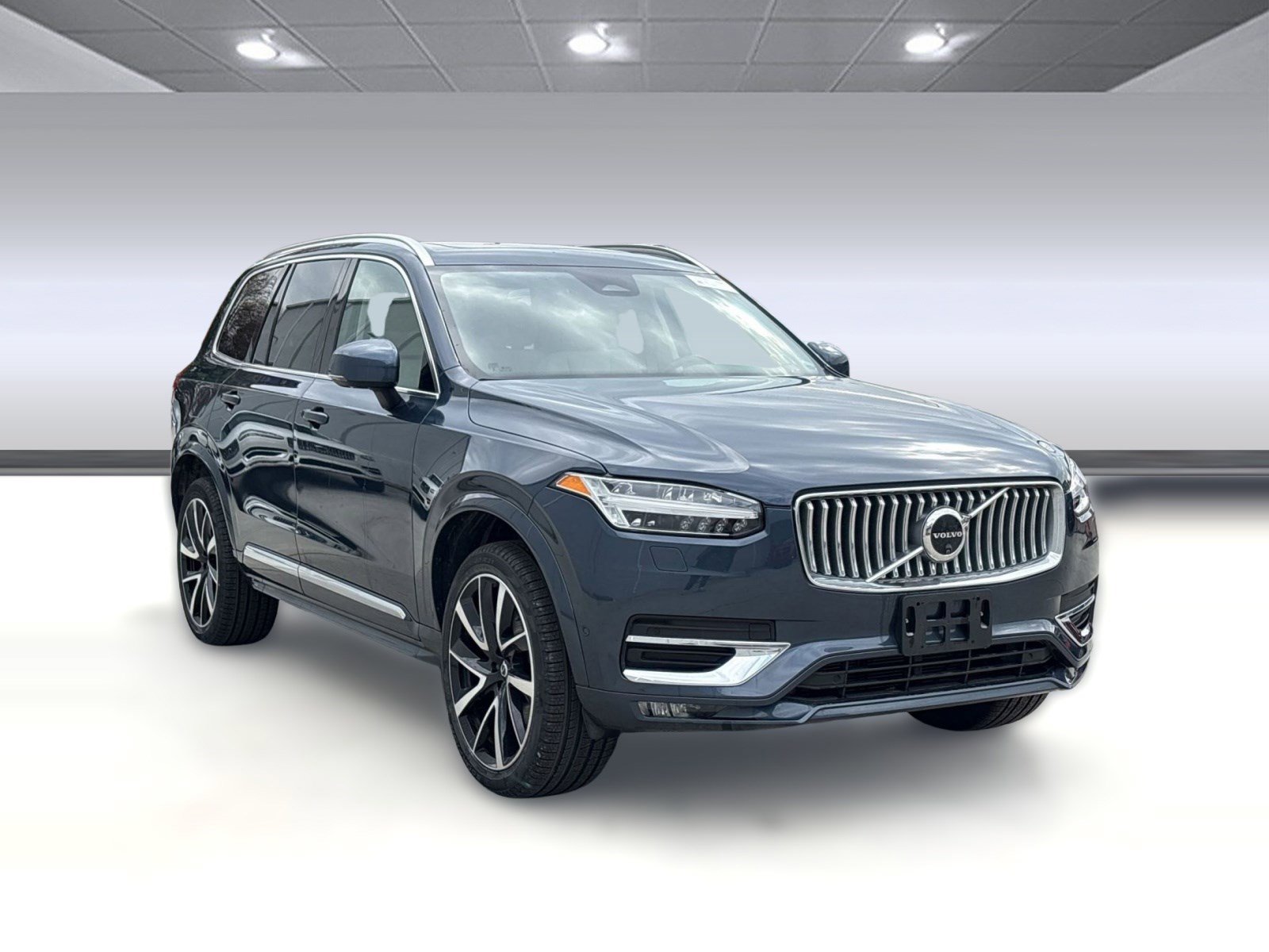 Certified 2024 Volvo XC90 B6 Plus w/ Protection Package Premier image 7