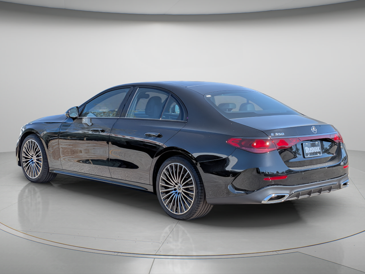 New 2027 Mercedes-Benz E 350 Sedan image 2