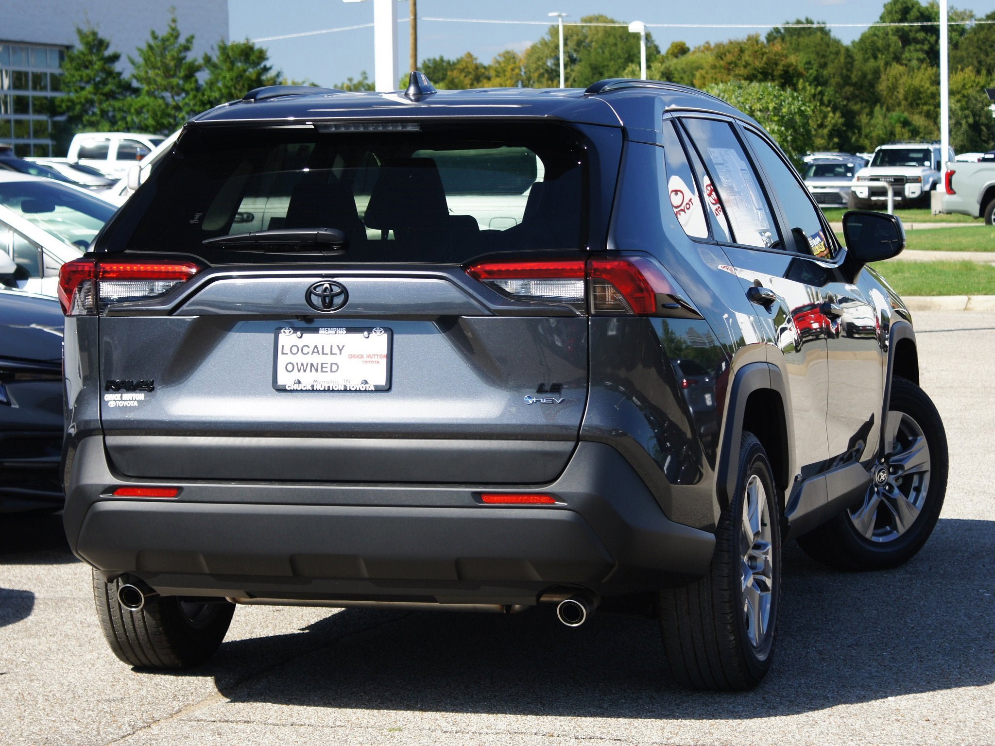 Used 2025 Toyota RAV4 LE AWD/4WD image 24