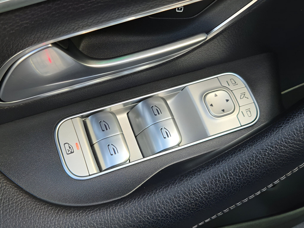 Used 2020 Mercedes-Benz GLE 350 4MATIC image 24