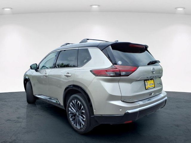 Used 2025 Nissan Rogue Platinum w/ Platinum Premium Package AWD/4WD image 13
