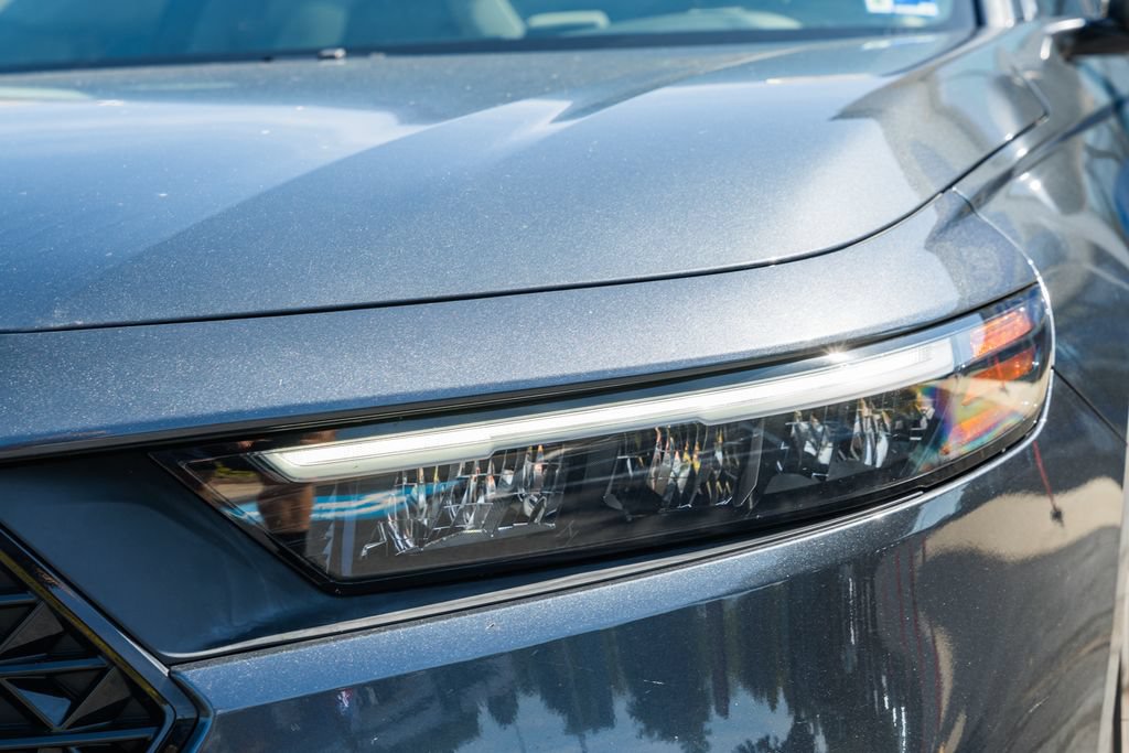 Used 2024 Honda Accord EX image 11