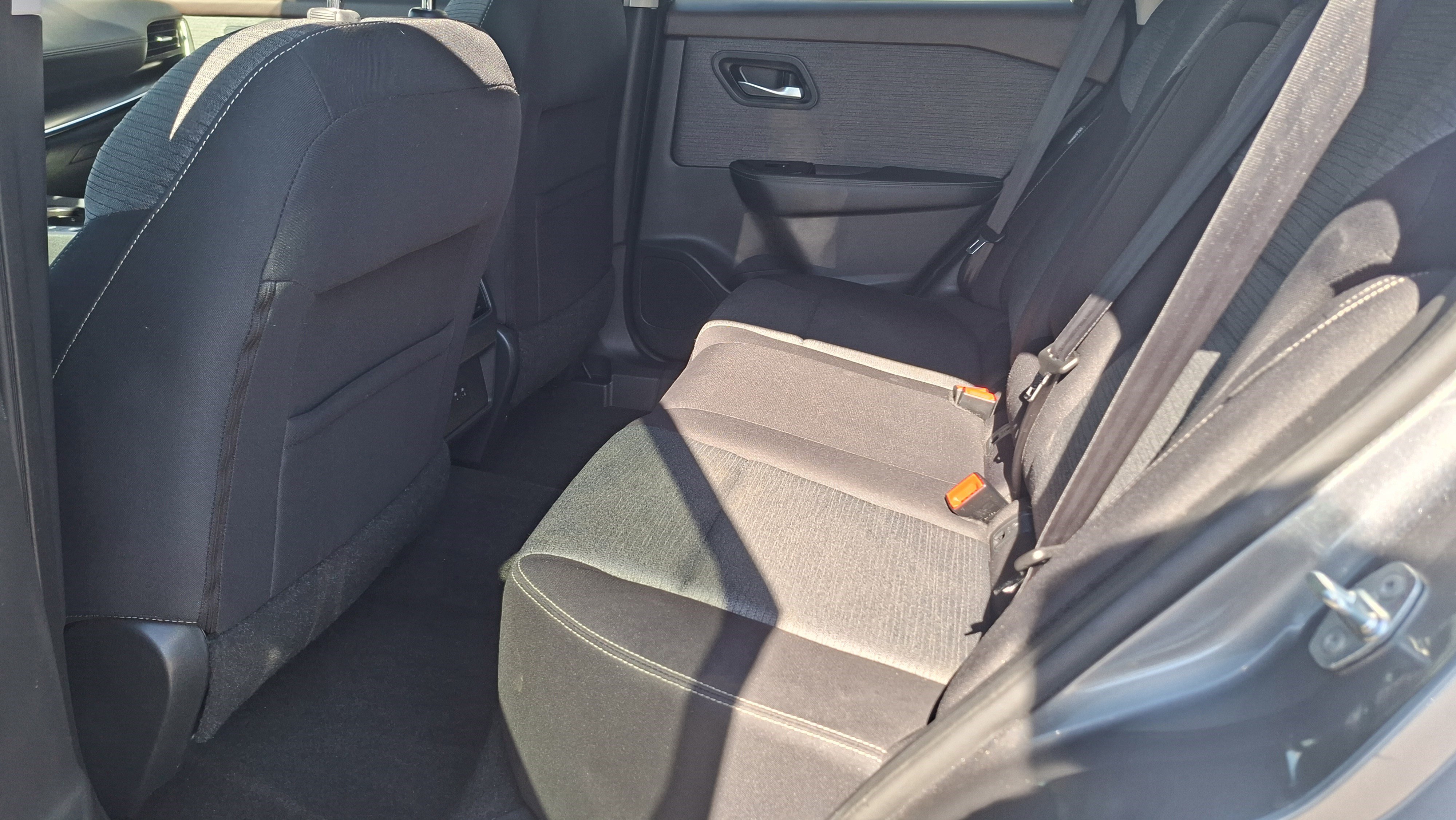 Used 2022 Nissan Rogue SV FWD image 20