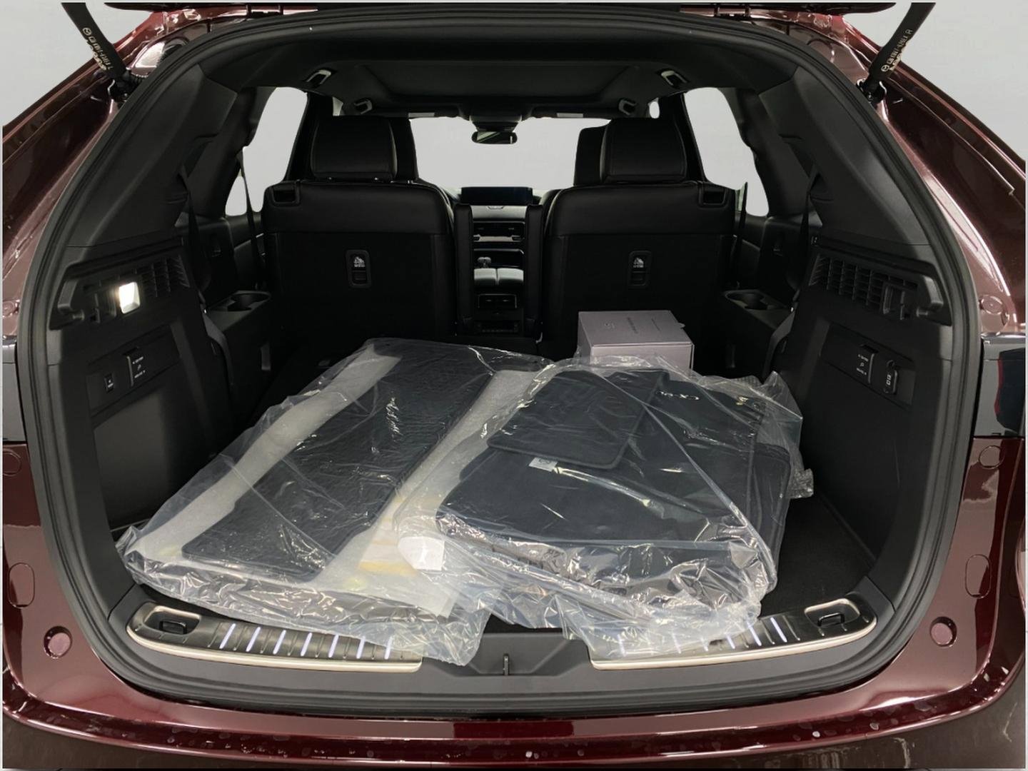 New 2026 MAZDA CX-90 Plug-In Hybrid w/ Premium Plus AWD/4WD image 5