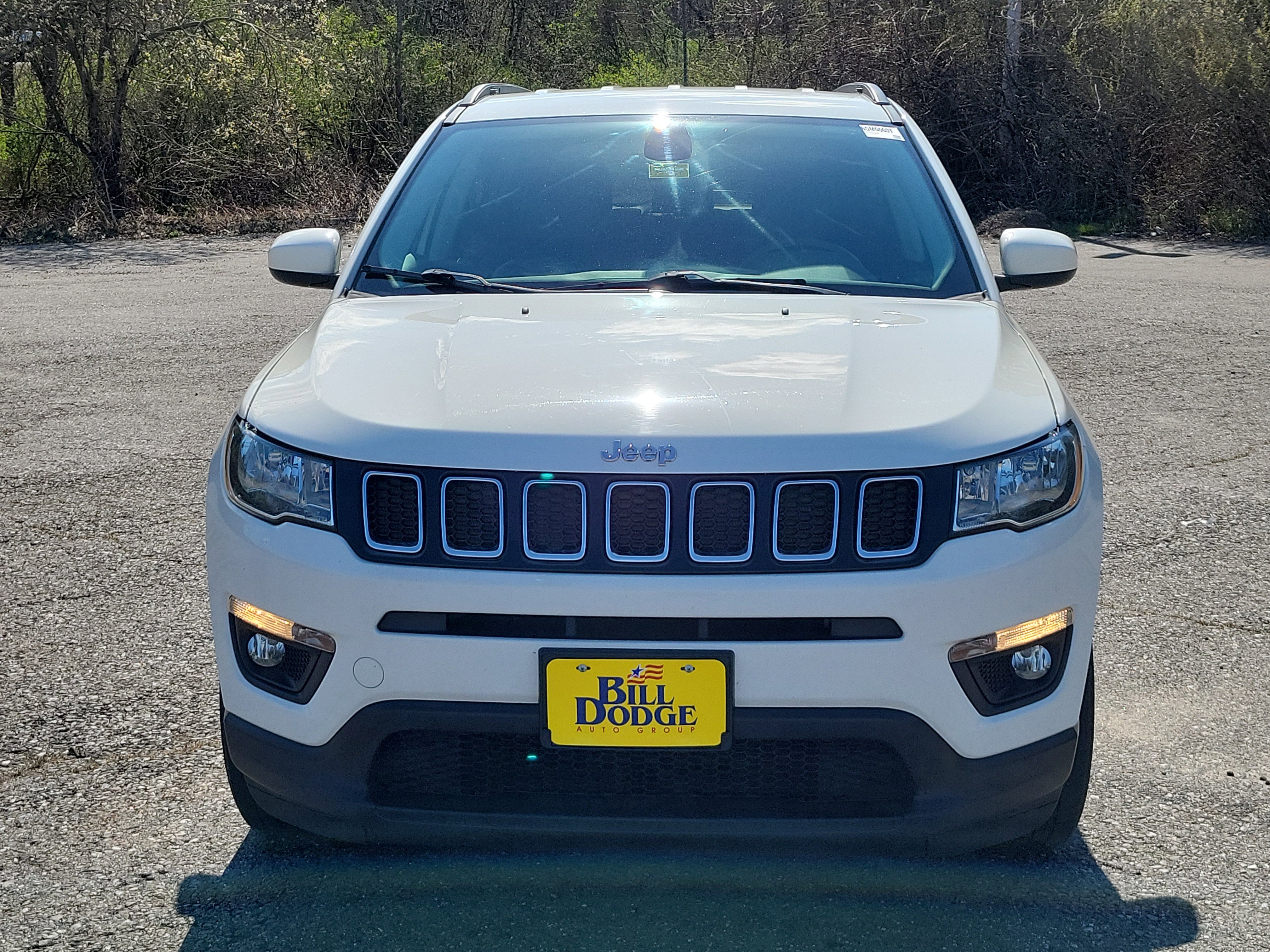 Used 2019 Jeep Compass Latitude w/ Popular Equipment Group AWD/4WD image 2