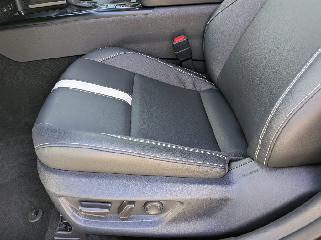 Used 2026 Toyota Camry SE FWD image 21