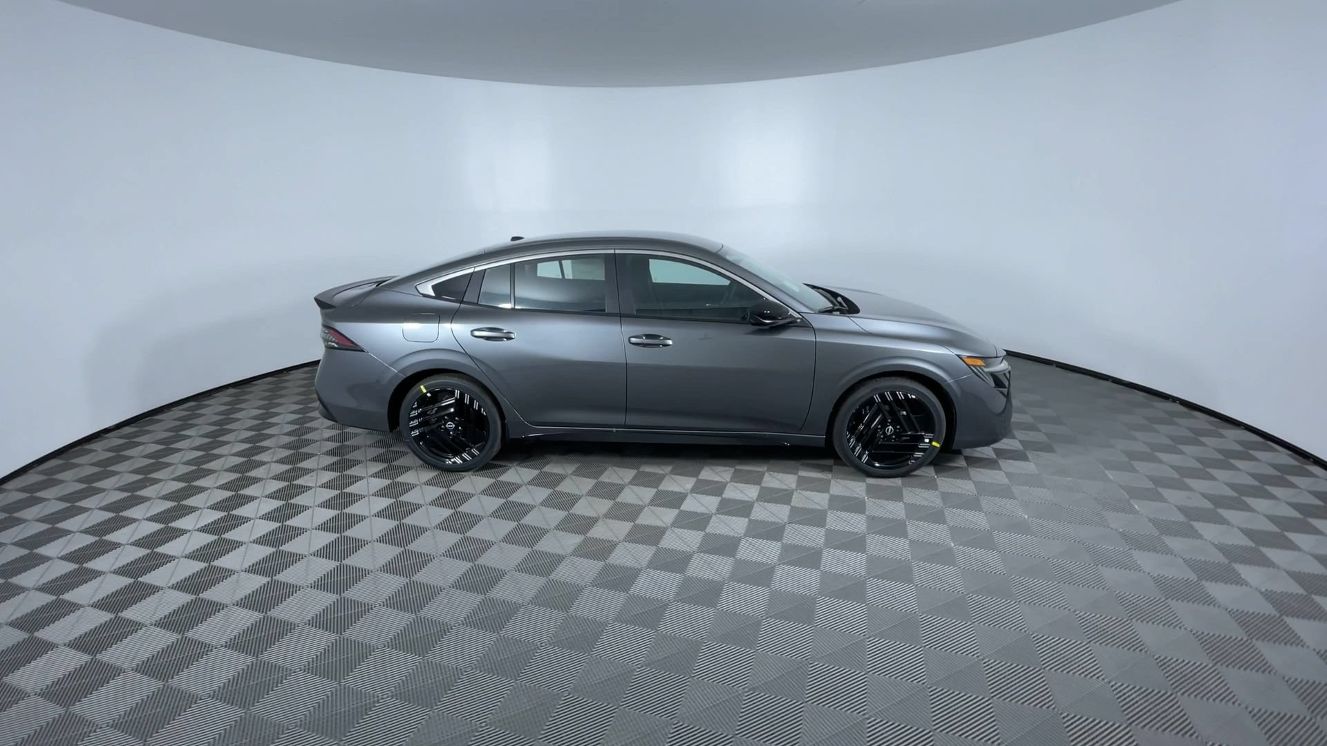 New 2027 Nissan Sentra SR w/ SR All Weather Package FWD image 9