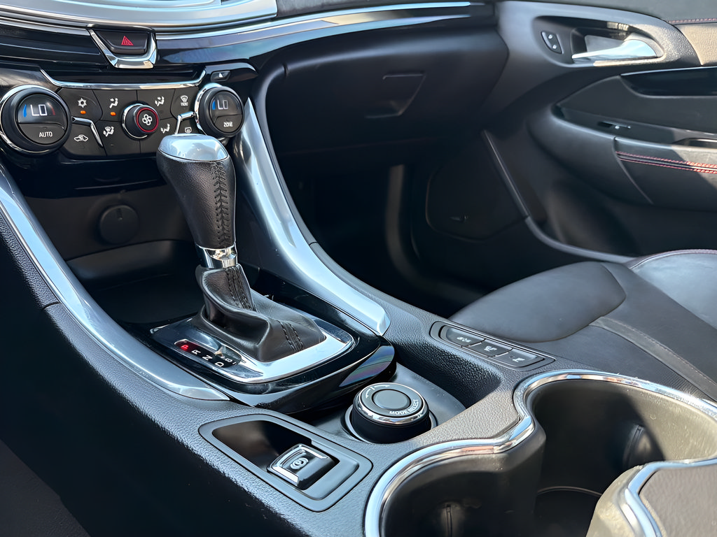 Used 2015 Chevrolet SS RWD image 55