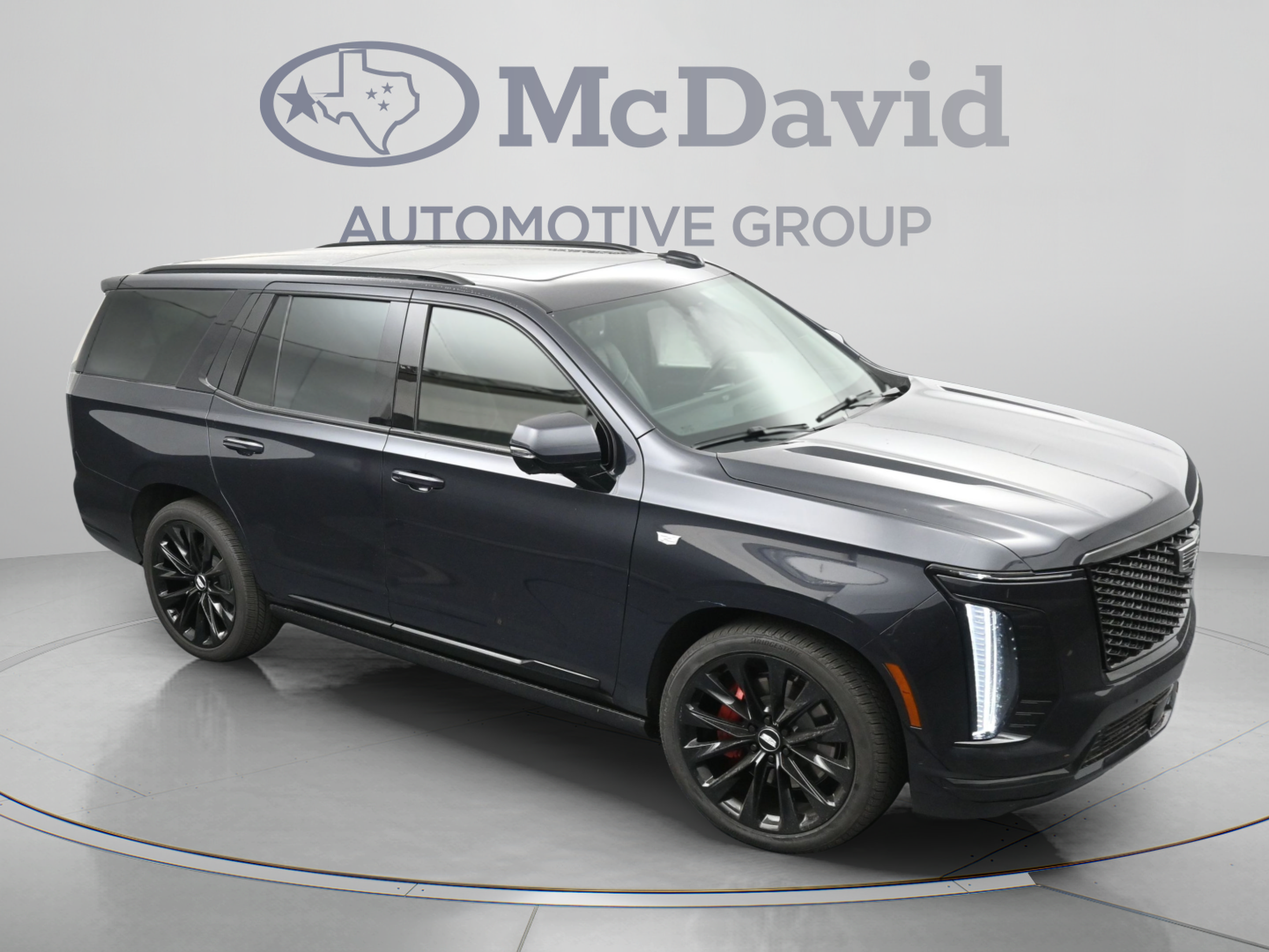 Used 2026 Cadillac Escalade Platinum Sport w/ LPO, ONYX Package AWD/4WD image 32