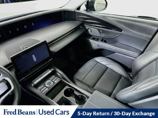 Used 2026 Lincoln Nautilus Premier w/ Equipment Group 102A AWD/4WD image 32