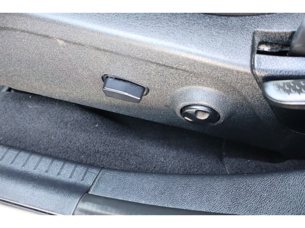 Used 2016 Dodge Journey R/T image 28