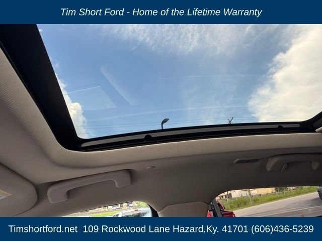 Used 2024 Lincoln Corsair Grand Touring w/ Equipment Group 301A AWD/4WD image 16