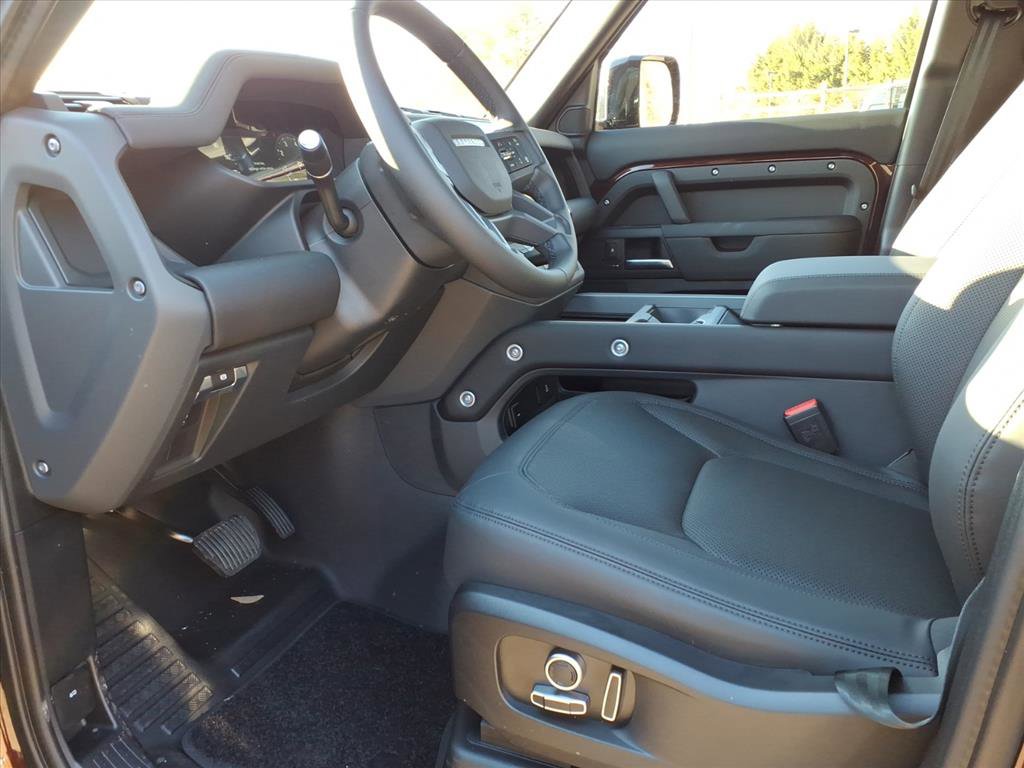 New 2026 Land Rover Defender 130 S image 17