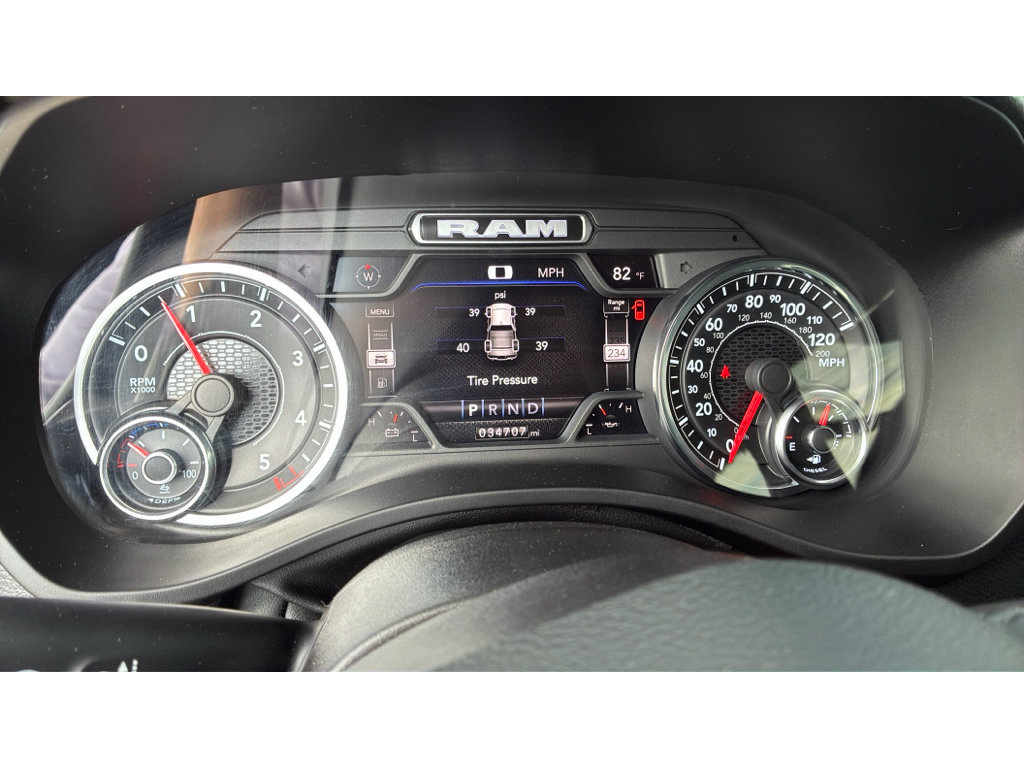 Used 2022 RAM 1500 Laramie w/ Sport Appearance Package AWD/4WD image 19