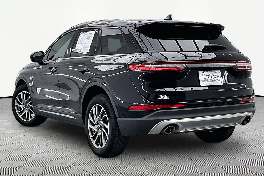 Used 2022 Lincoln Corsair AWD w/ Equipment Group 101A image 13