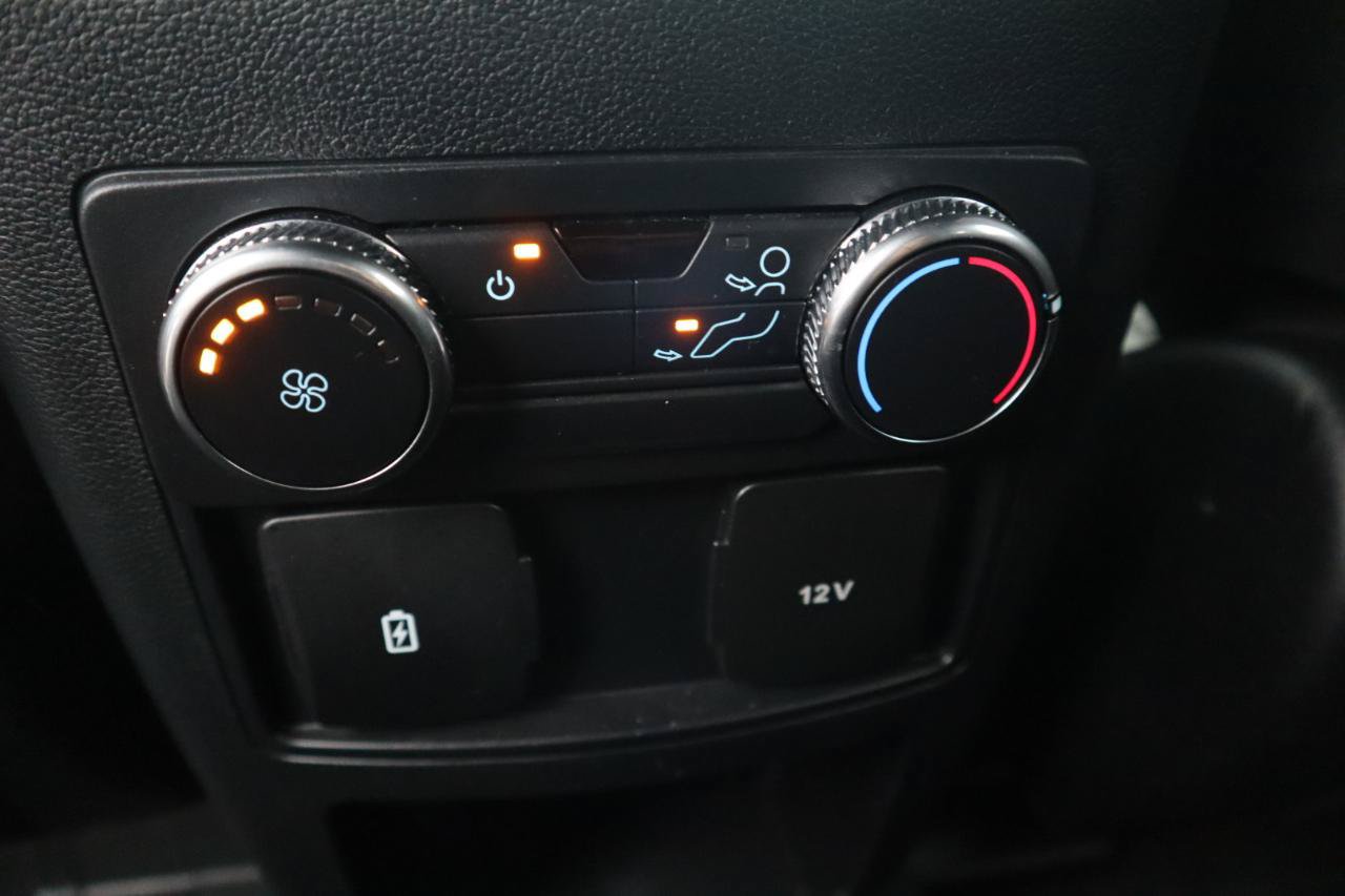 Used 2020 Ford Explorer XLT AWD/4WD image 59