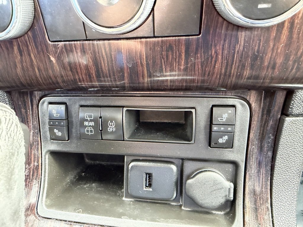 Used 2017 Chevrolet Traverse LT w/ Style and Technology Package image 29