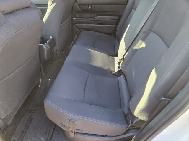 Used 2025 Toyota Tacoma SR5 AWD/4WD image 13