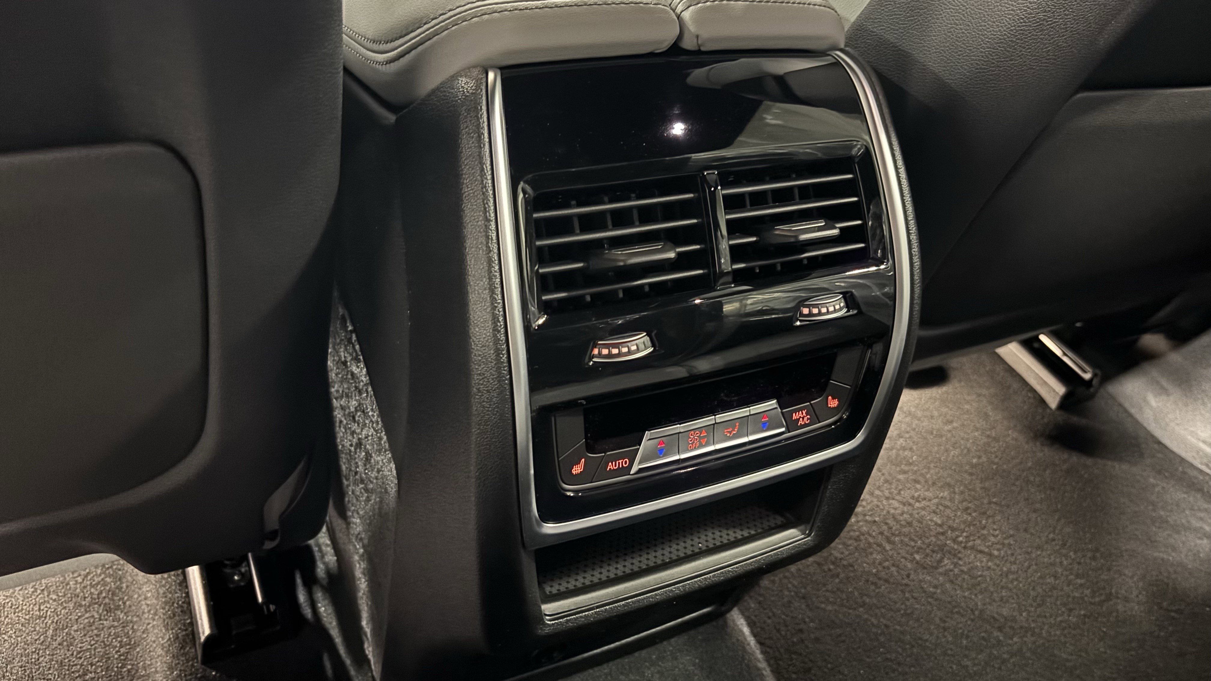 New 2026 BMW X7 xDrive40i w/ Executive Package AWD/4WD image 30