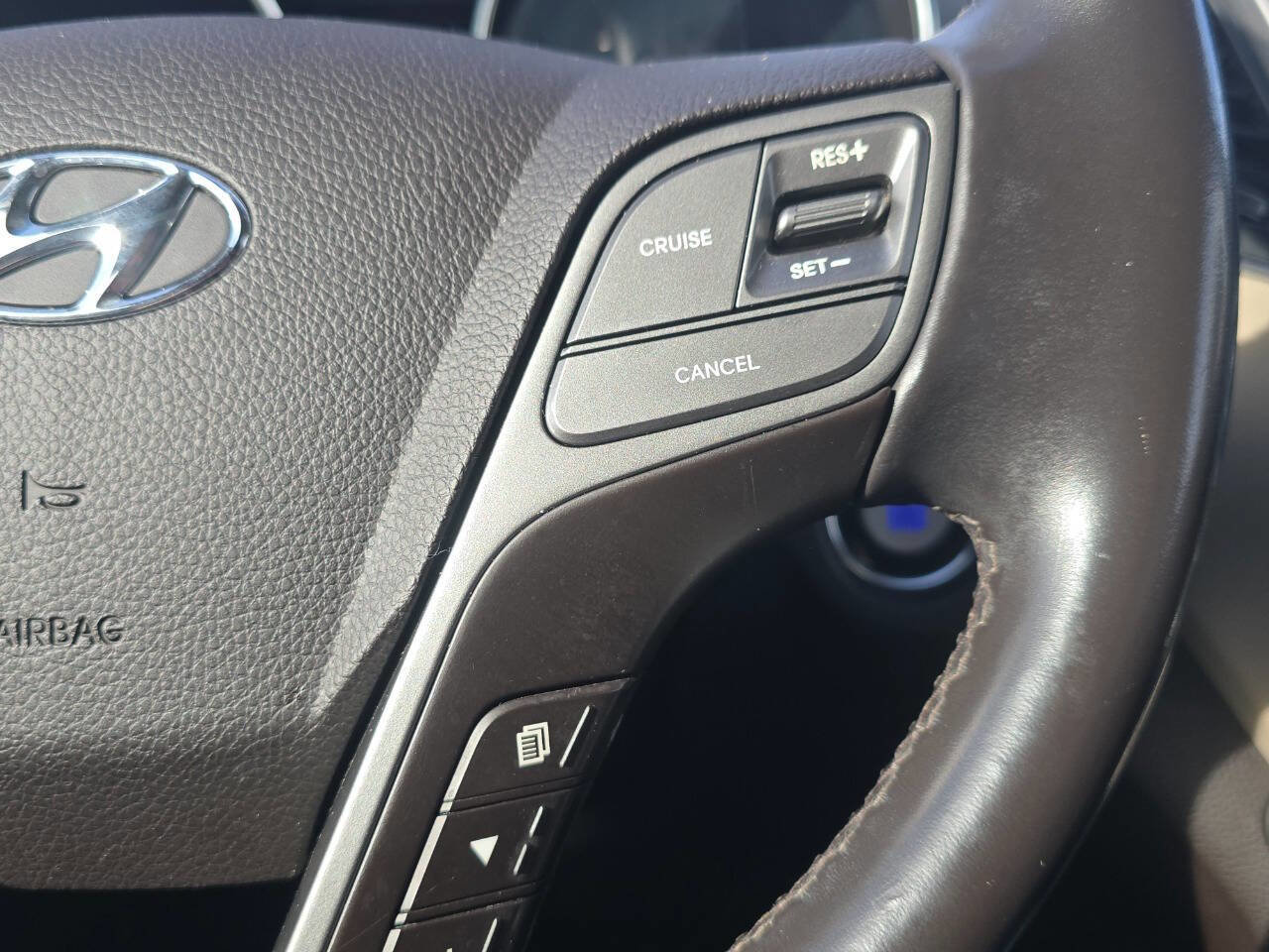 Used 2018 Hyundai Santa Fe Sport image 20