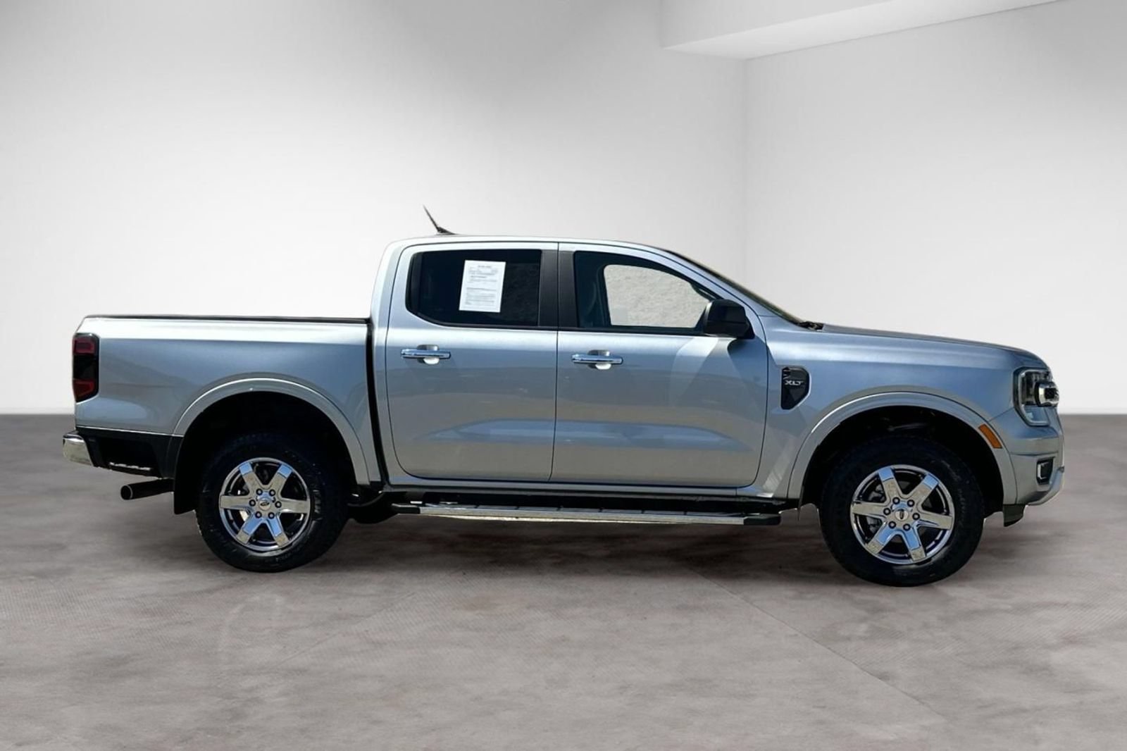 Used 2024 Ford Ranger XLT w/ Equipment Group 301A High RWD image 7