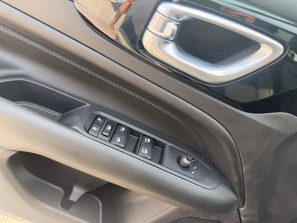New 2026 Jeep Compass Latitude AWD/4WD image 6