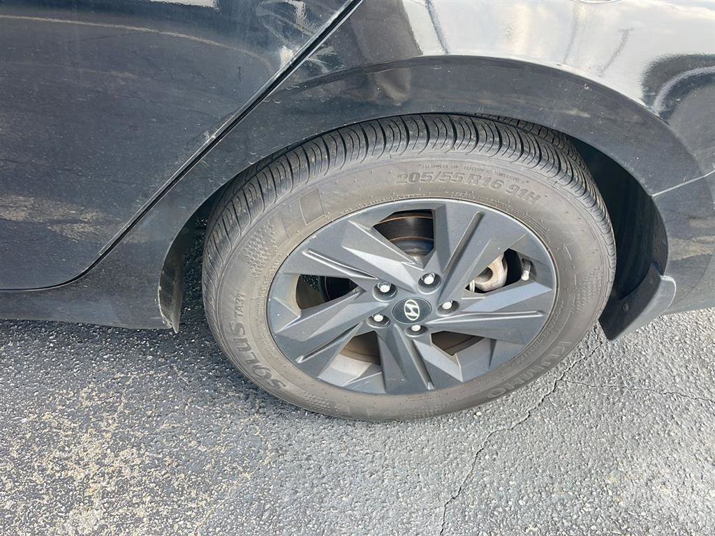 Used 2022 Hyundai Elantra SEL FWD image 10