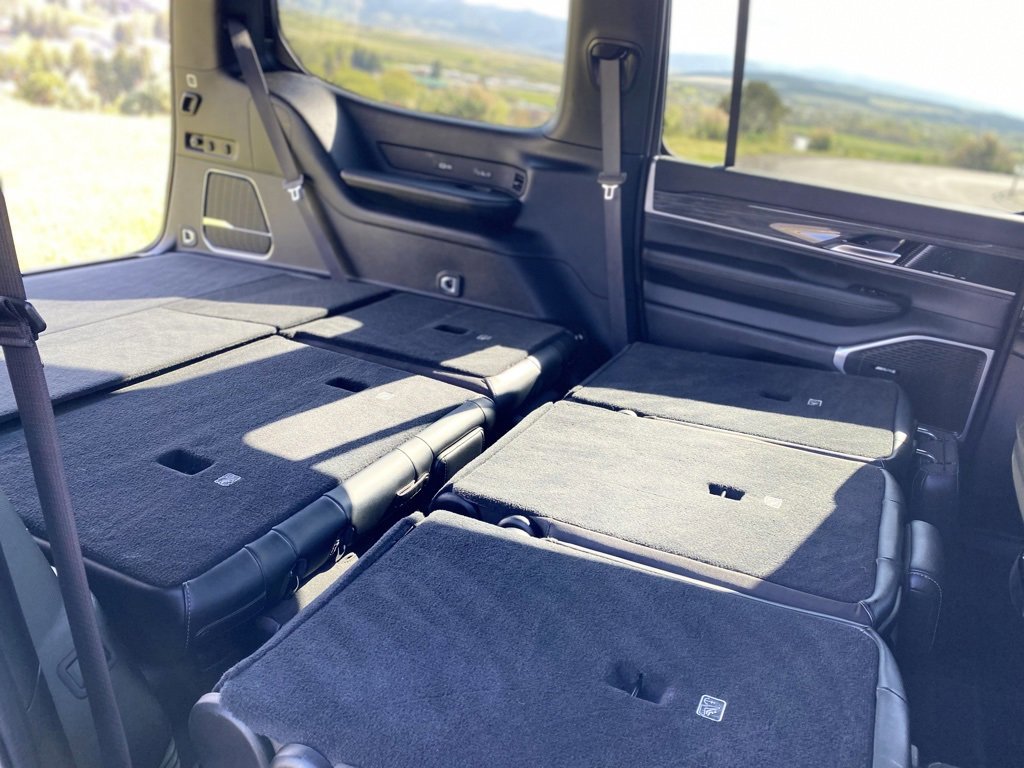 Used 2022 Jeep Wagoneer Series III AWD/4WD image 20