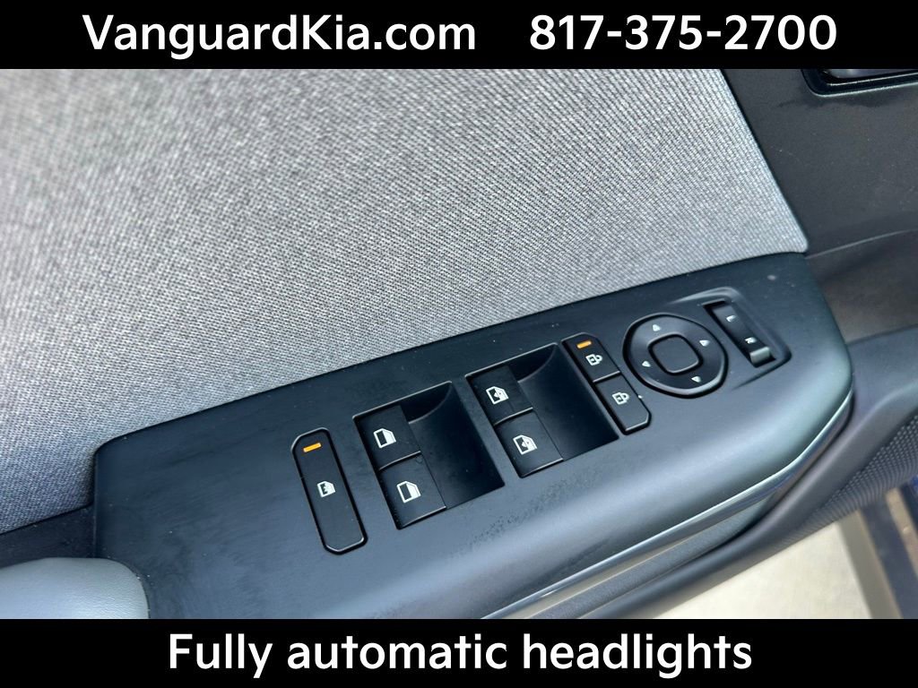 Certified 2025 Kia K4 EX image 16