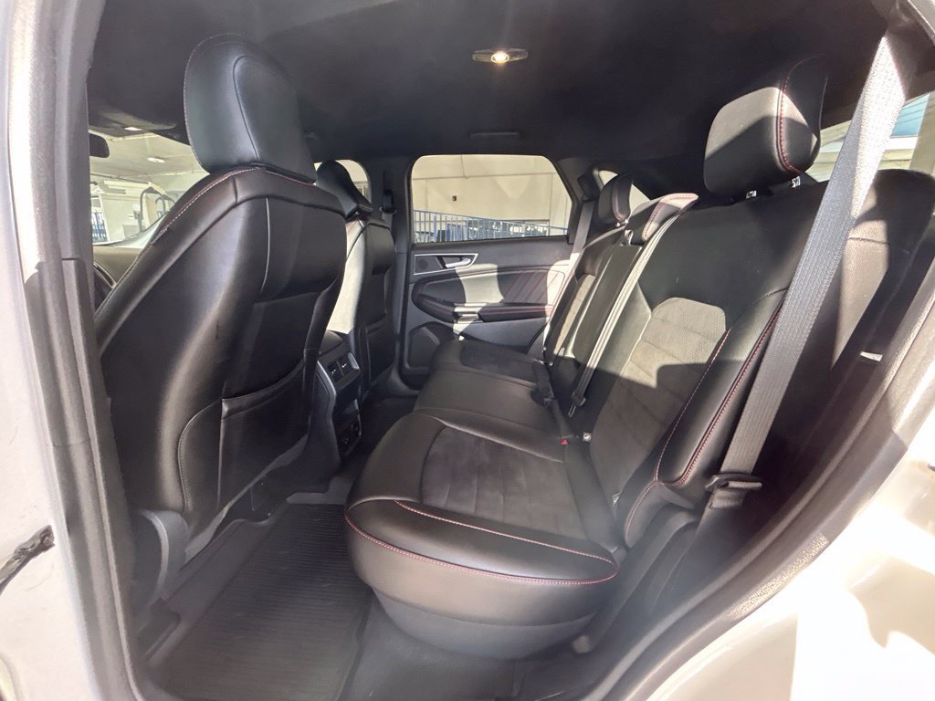 Used 2021 Ford Edge ST-Line FWD image 31