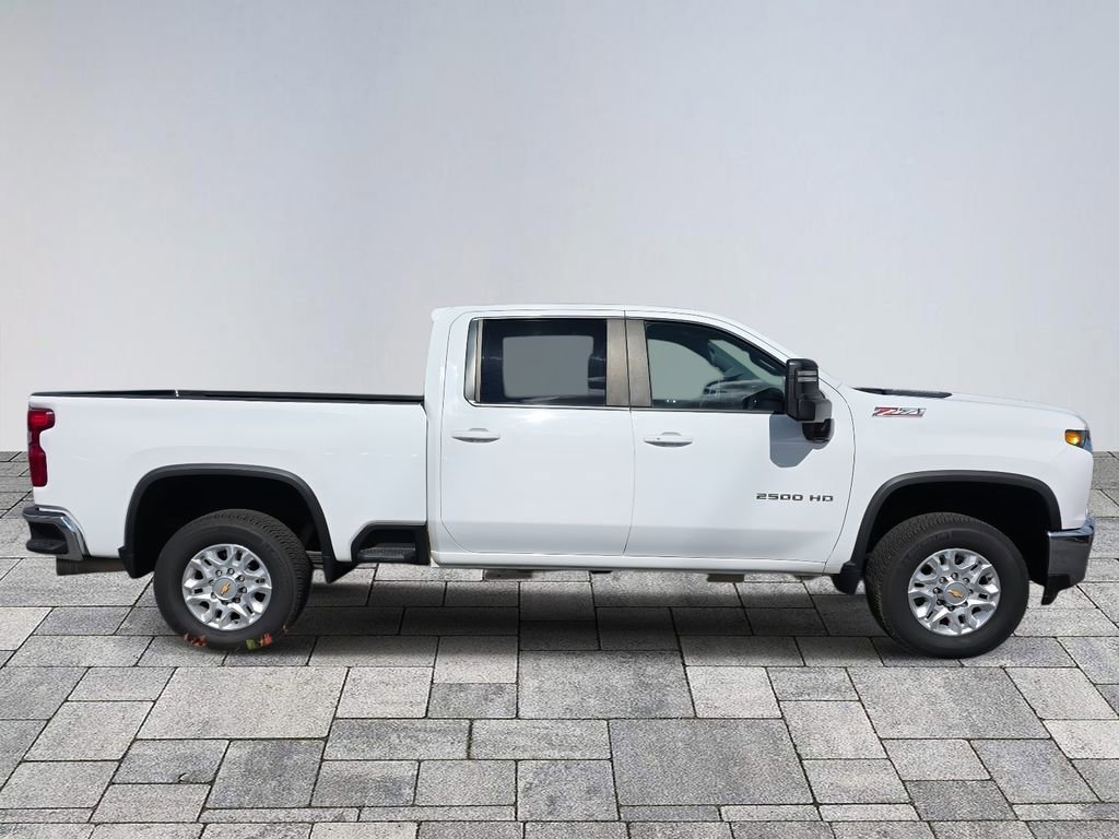 Used 2023 Chevrolet Silverado 2500 LT w/ Convenience Package image 8