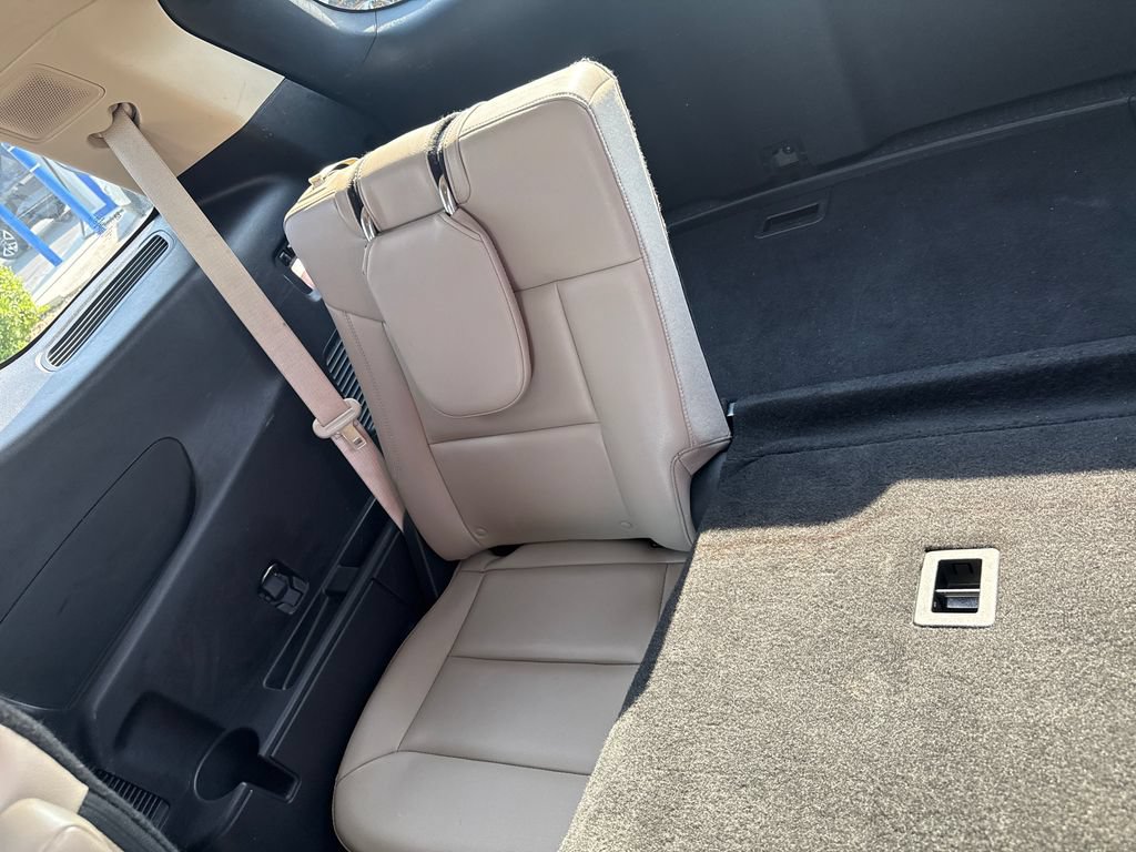 Used 2020 Ford Explorer Limited RWD image 28