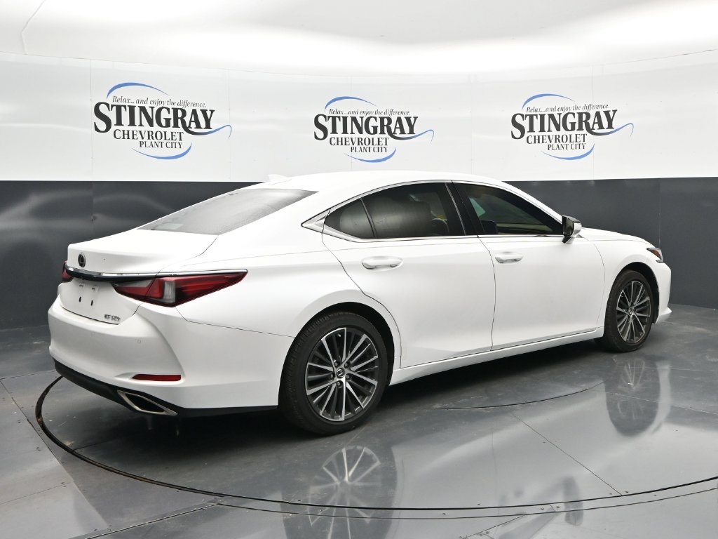 Used 2024 Lexus ES 350 w/ Premium Package FWD image 7