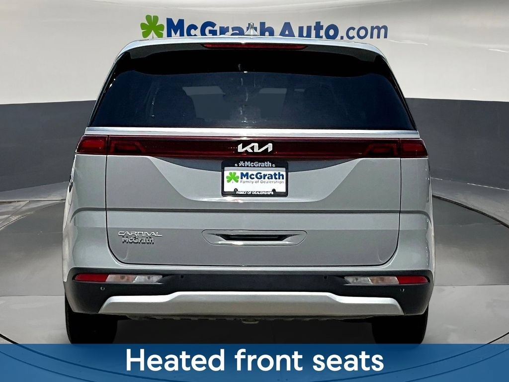 Used 2023 Kia Carnival EX FWD image 7