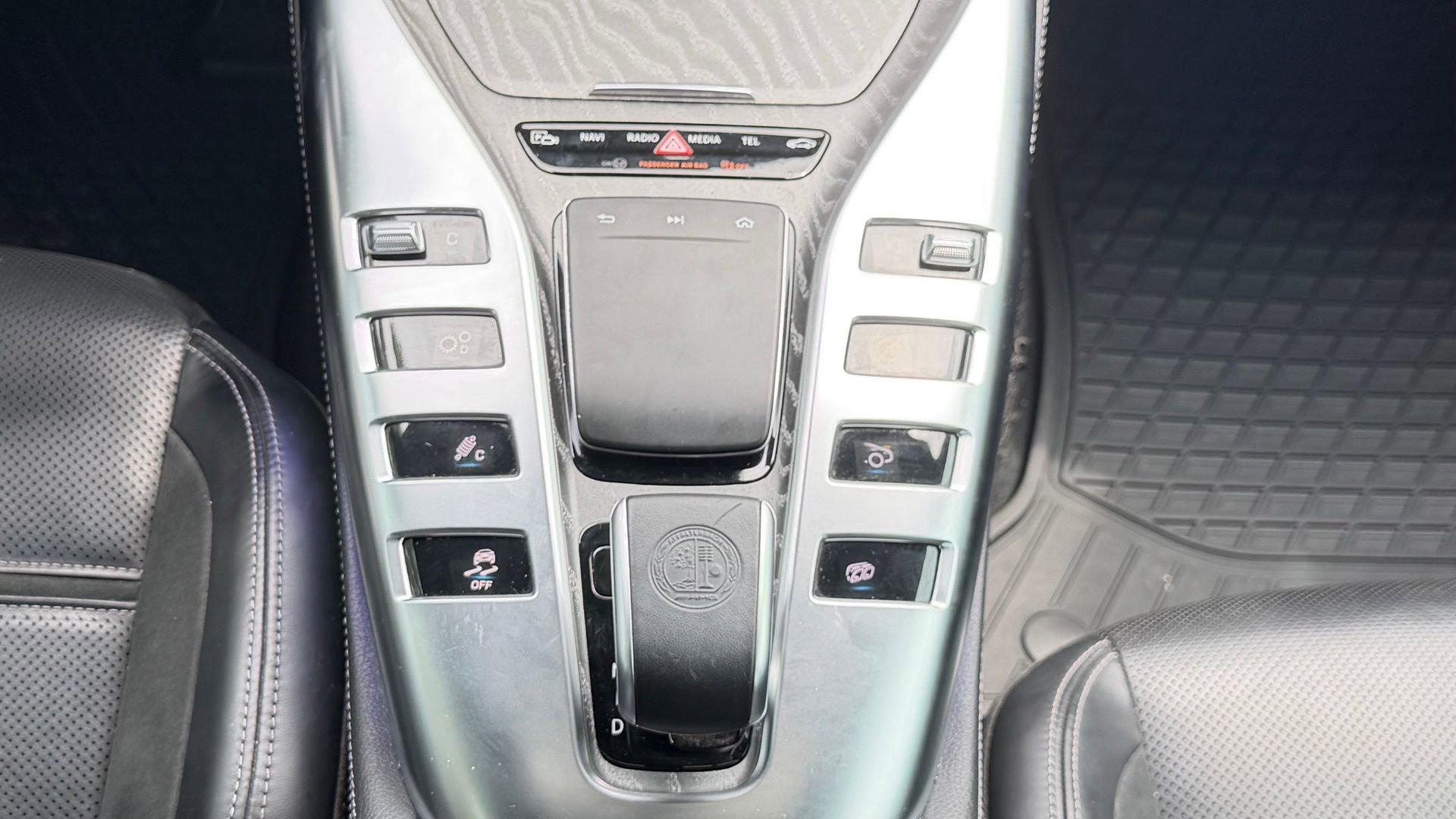 Used 2020 Mercedes-Benz AMG GT 53 w/ Driver Assistance Package image 31