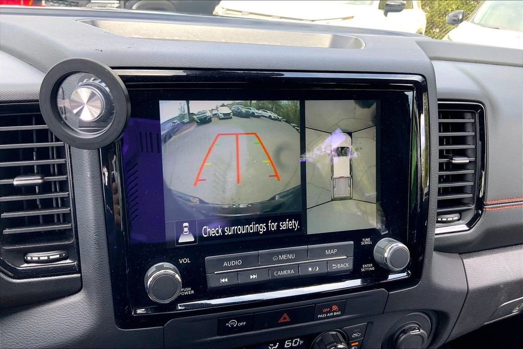 Used 2023 Nissan Frontier PRO-4X w/ Pro Convenience Package image 11