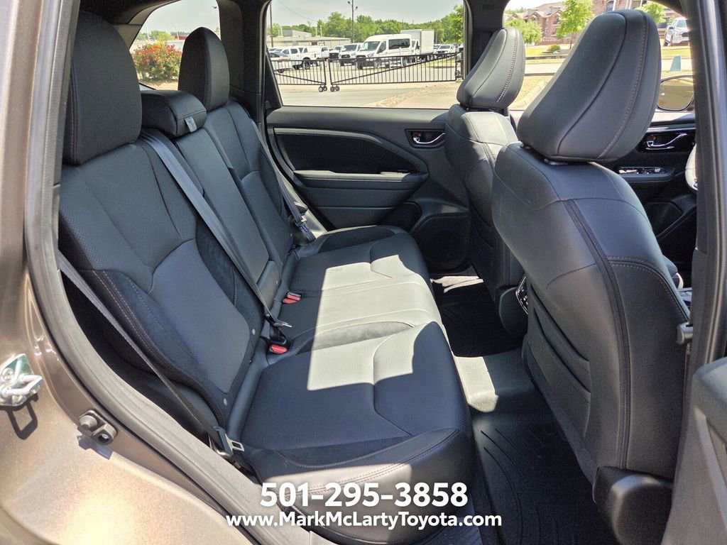Used 2025 Subaru Forester Touring AWD/4WD image 16