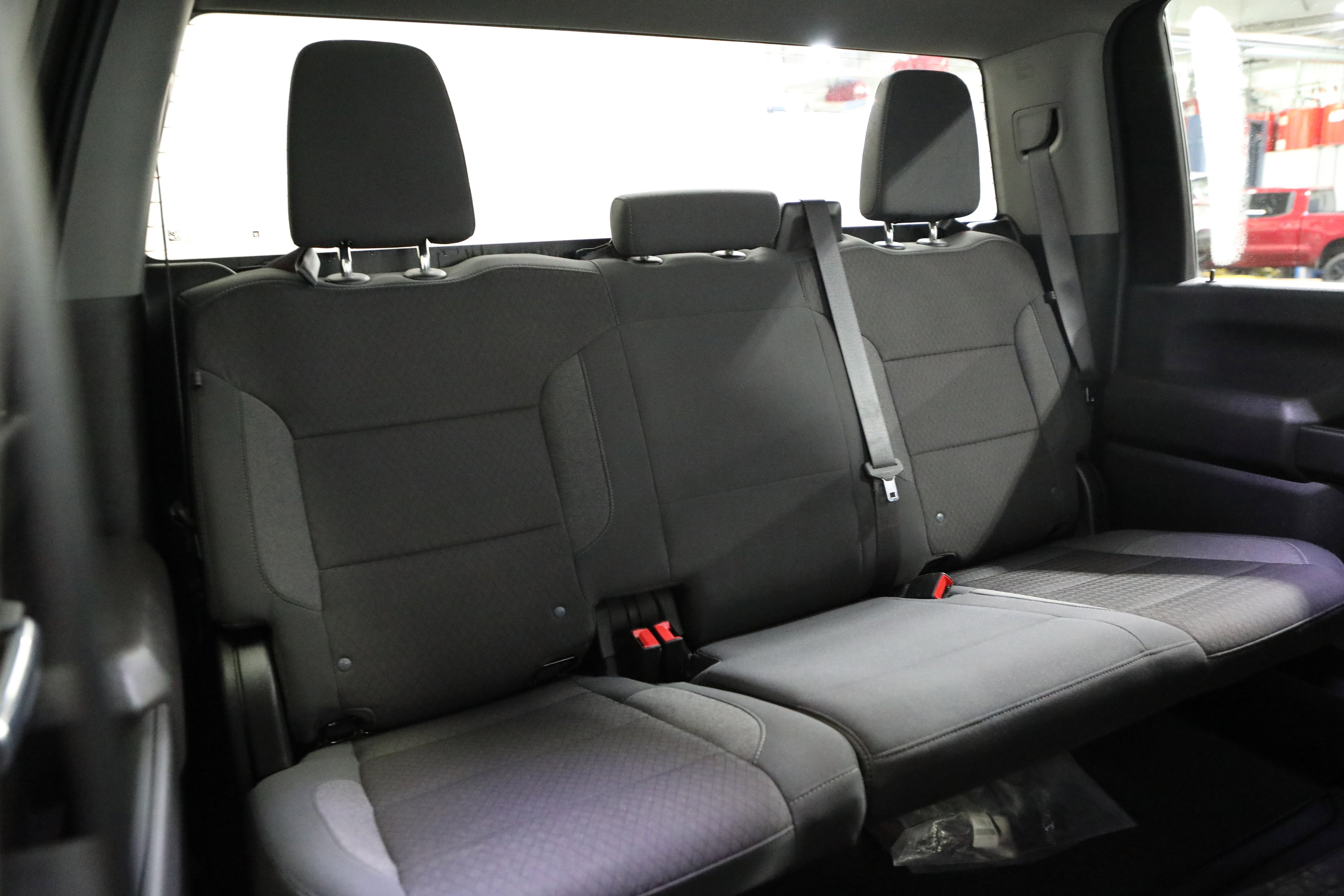 Used 2024 Chevrolet Silverado 2500 Custom w/ Custom Value Package image 13