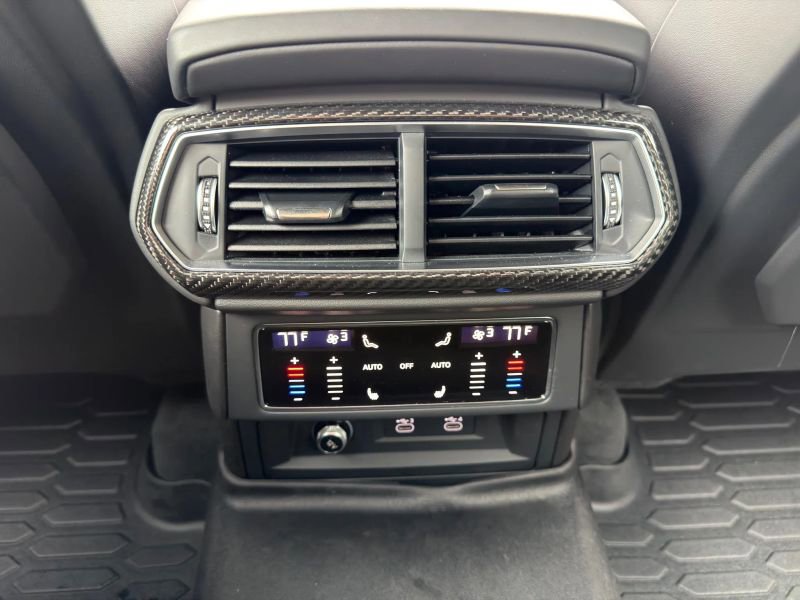 Used 2024 Lamborghini Urus S image 22