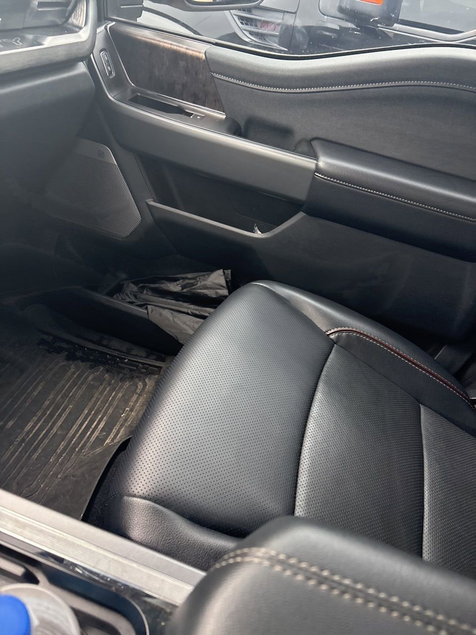 Certified 2023 Ford F350 Lariat w/ Lariat Ultimate Package image 10