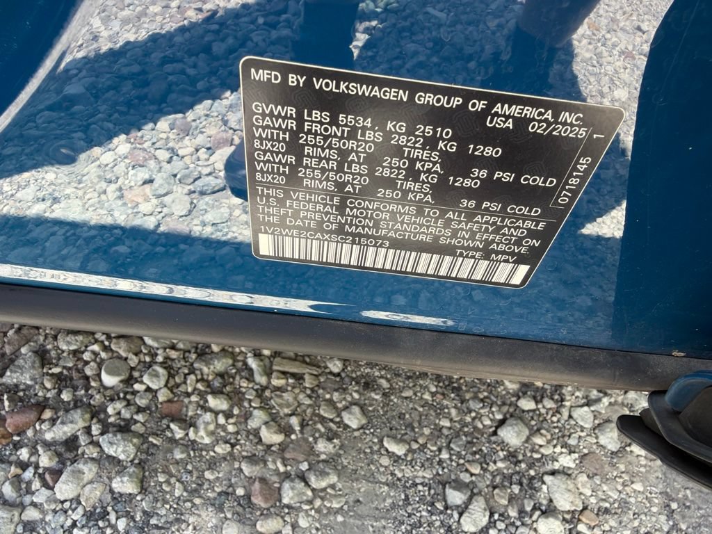Used 2025 Volkswagen Atlas Cross Sport SE FWD image 4