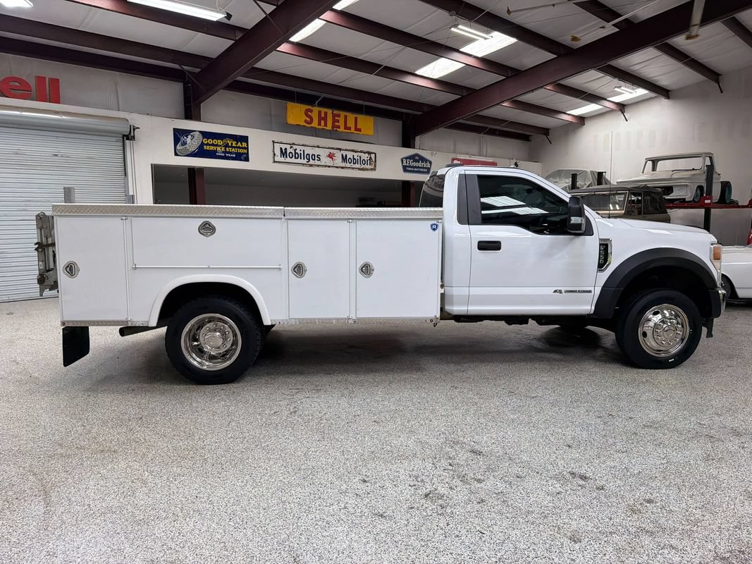 Used 2020 Ford F550 2WD Regular Cab Super Duty image 9